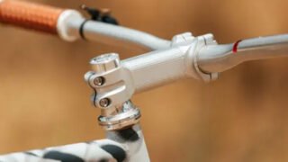 Paul Component：職人たちが創り出す、遊び心と信頼のステム「Boxcar Stem」を徹底解剖！